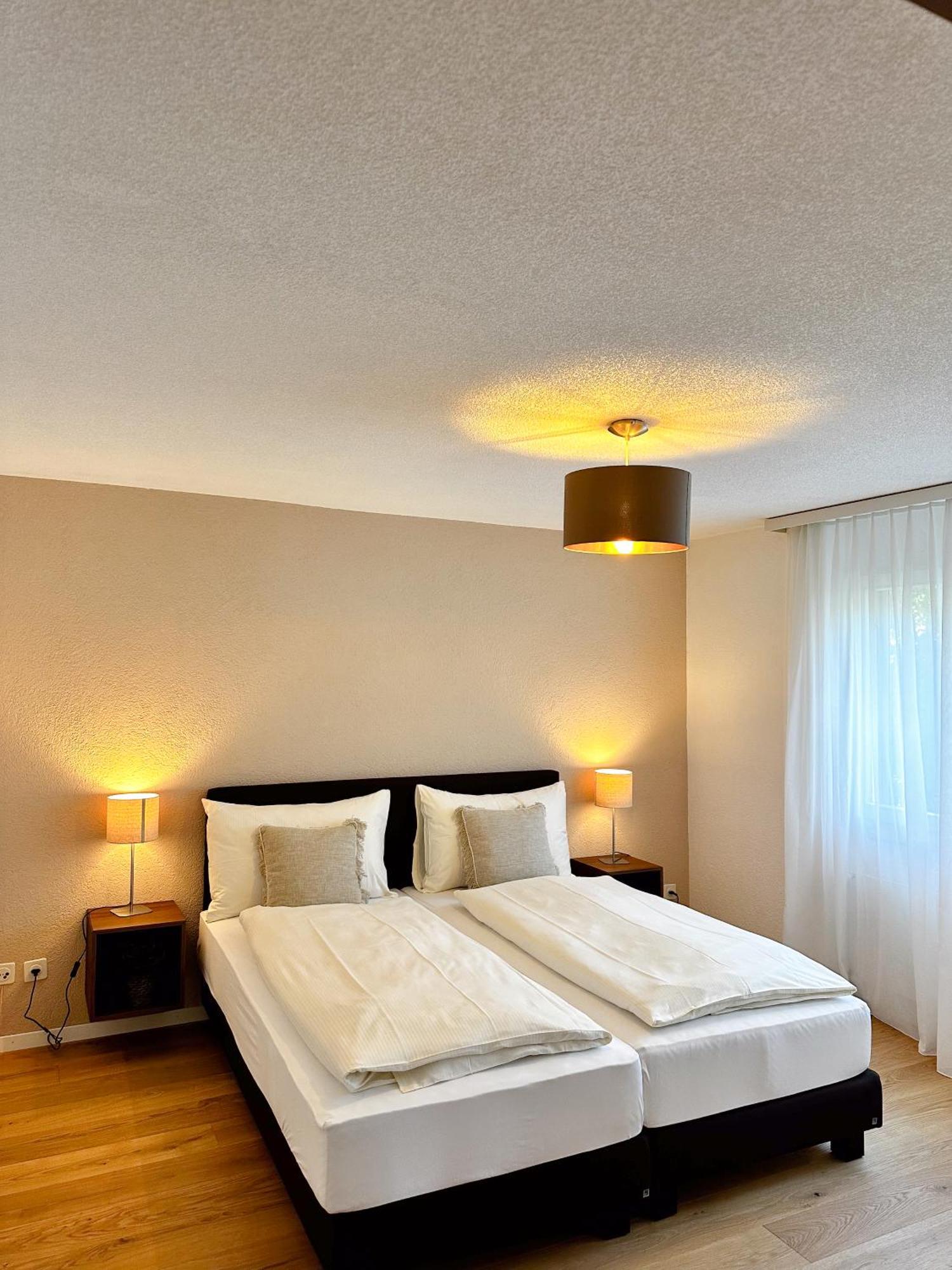 The Bluemlisalp, A Private Flat With The Of Thun View Apartamento